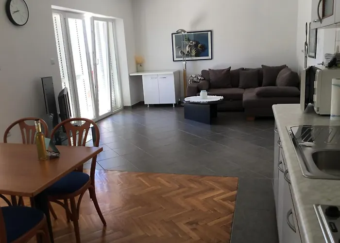 Apartments More