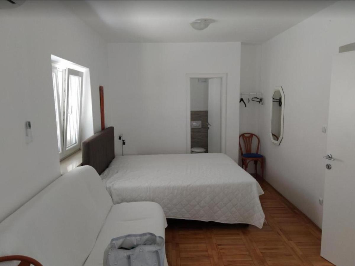 Apartamento Apartments More *